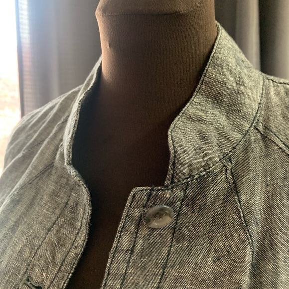 Linen chambray lightweight blazer/jacket with flap pockets - Picture 2 of 8